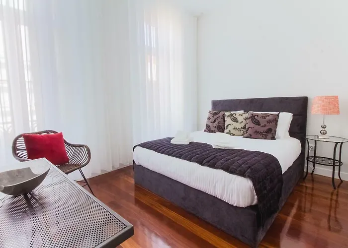 Cool Terrace Apartment Porto